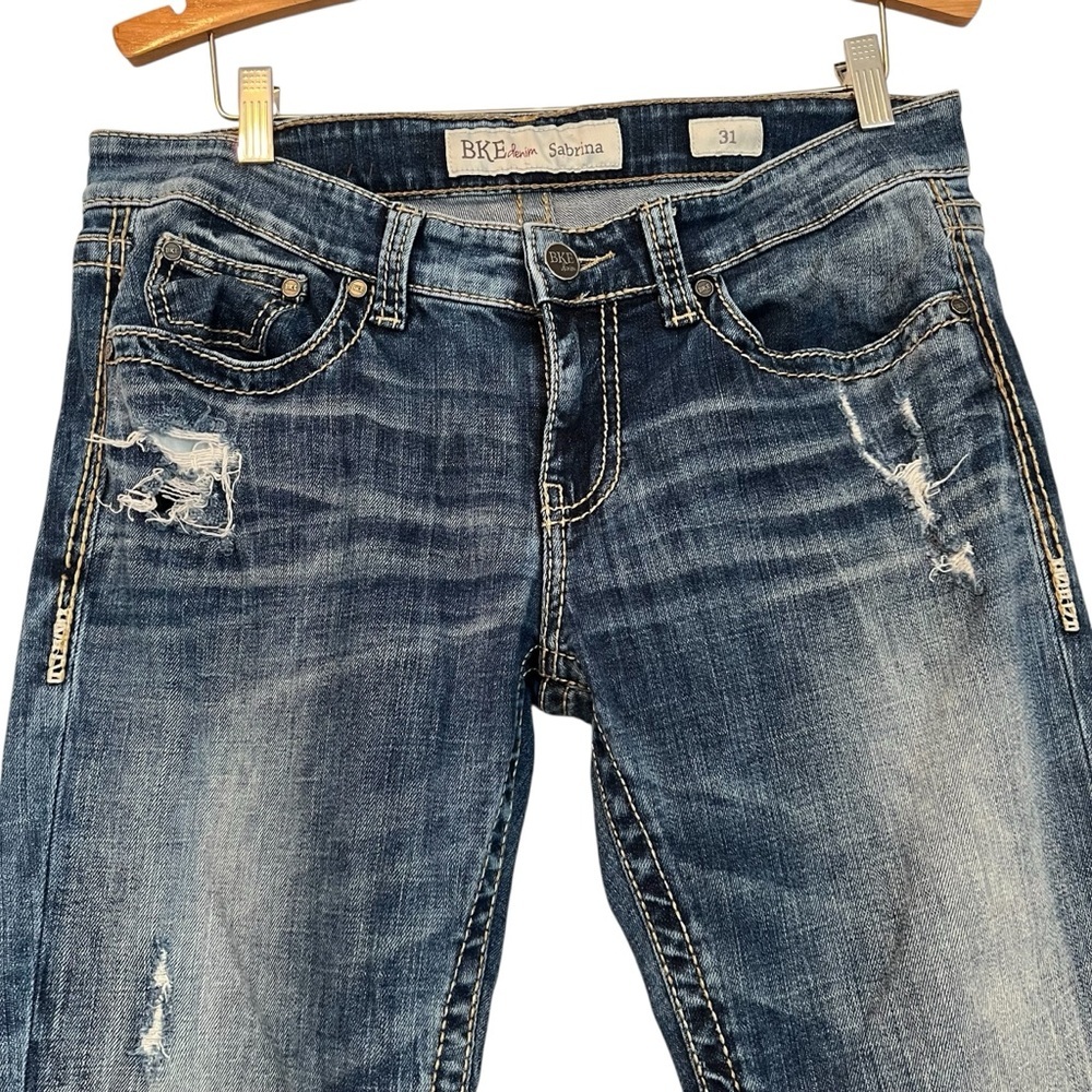 BKE Distressed Cropped Jeans - Picture 3 of 8